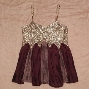 Gimmicks by BKE Sequin & Lace Top